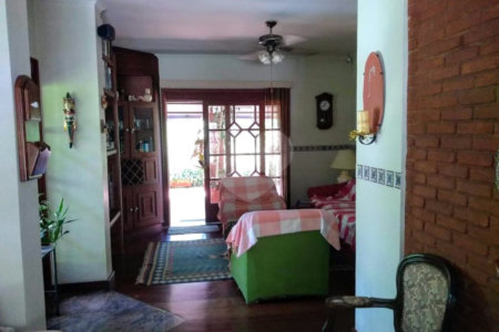 Chácara Condomínio Horto Ivan, LINDA!!! Atibaia, SP. 7.200m² A/T PORTA FECHADA