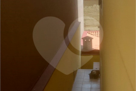 Casa à venda com 3 quartos, sendo 1 suíte,  em Vila Augusta, Guarulhos, SP