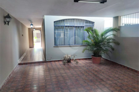 Sobrado à venda com 3 quartos, sendo 1 suíte, em Chácara Santo Antônio, São Paulo, SP