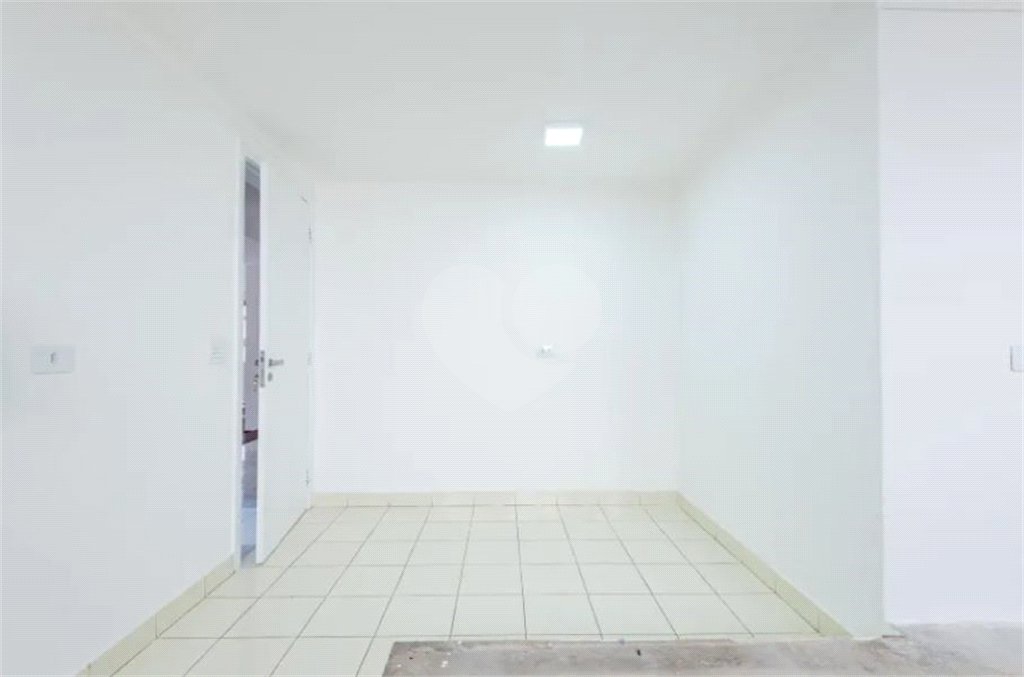 Apartamento à venda com 3 suítes em Real Parque, São Paulo, SP