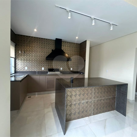 Casa à venda com 4 suítes no condomínio Chácara Ondina, Sorocaba - SP