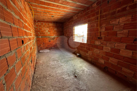 Casa à venda com 3 quartos, sendo 1 suíte, em Jardim Santa Cruz, Salto, SP