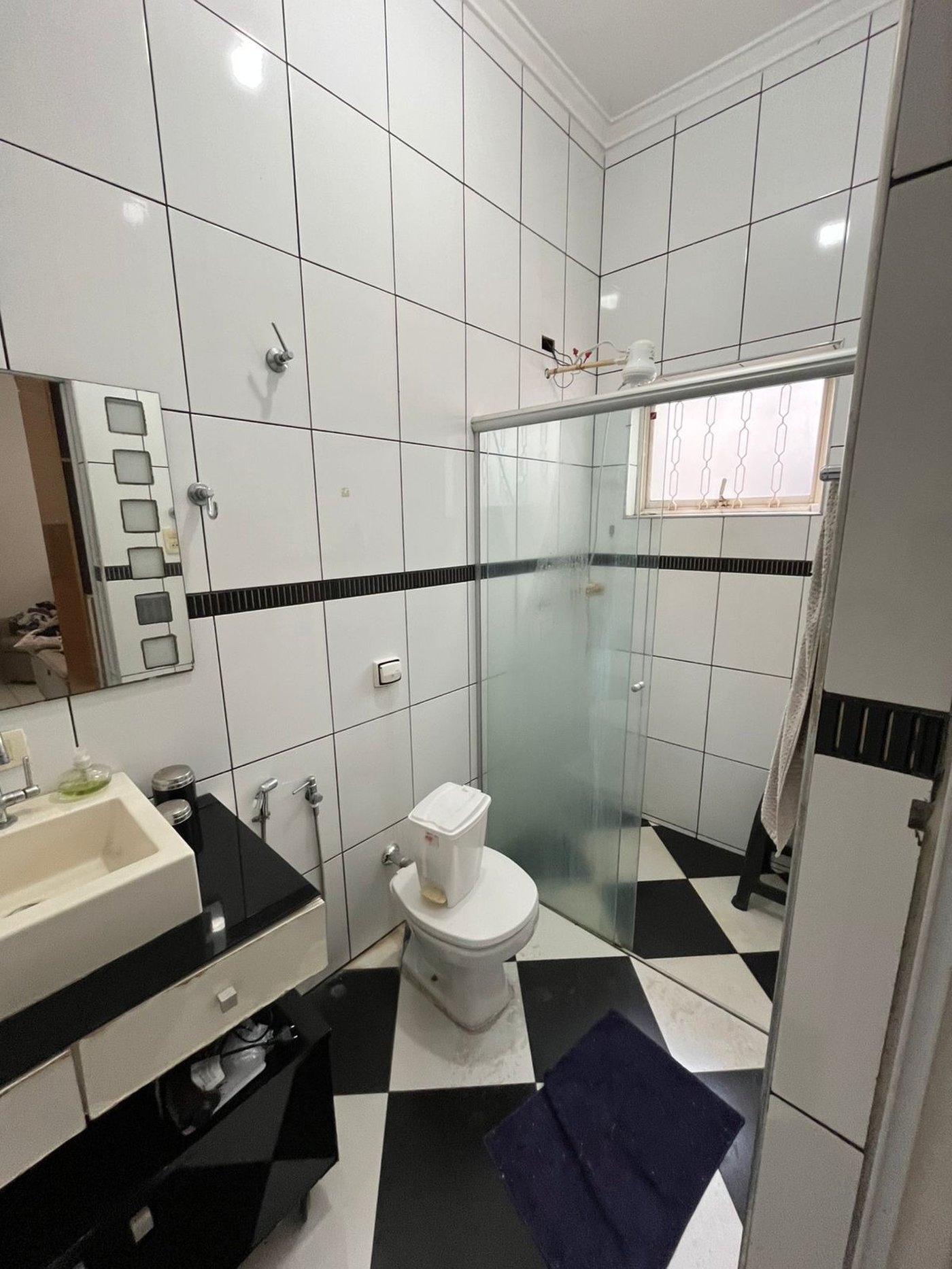 Casa à venda com 3 quartos, sendo 1 suíte,  em Jardim Primaveril, Três Lagoas, MS