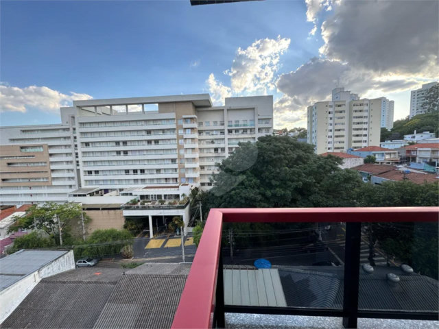 Apartamento à venda com 3 quartos, sendo 1 suíte,  em Santana, São Paulo, SP