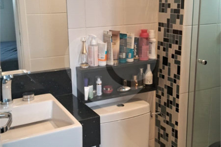 Apartamento à venda com 3 quartos, sendo 1 suíte, em Água Branca, São Paulo, SP