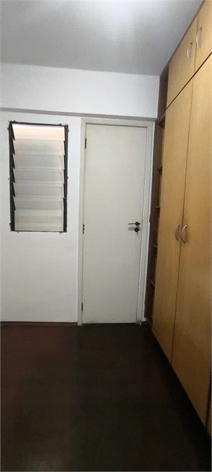 Apartamento à venda com 3 quartos, sendo 1 suíte, em Pinheiros, São Paulo, SP