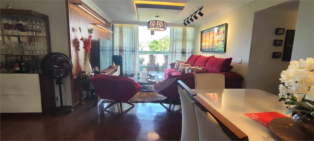 Apartamento à venda com 3 quartos, sendo 1 suíte, em Campo Grande, Rio de Janeiro, RJ