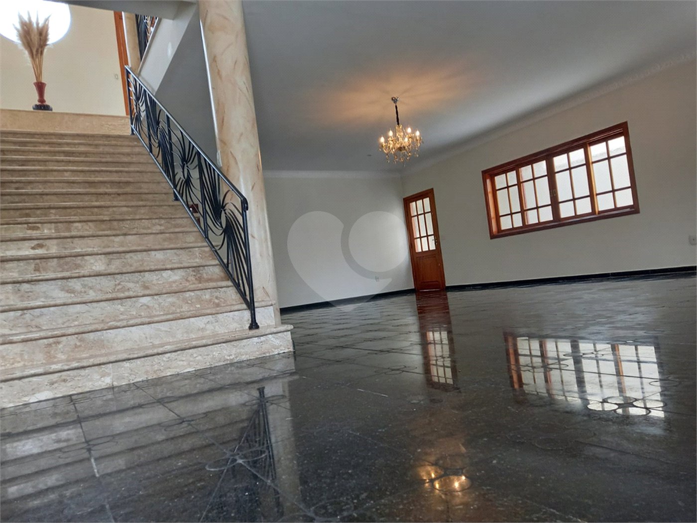 Casa à venda ou para alugar com 4 suítes em Jardim Regina, Indaiatuba, SP
