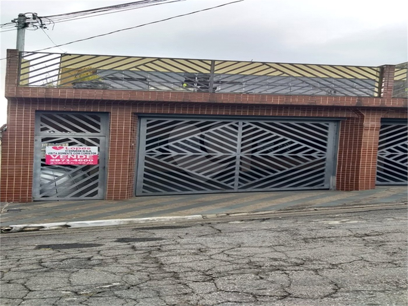 Sobrado à venda com 3 quartos em Chora Menino, São Paulo, SP