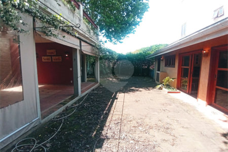 Casa à venda com 3 quartos, sendo 1 suíte,  no condomínio Estância Marambaia, Vinhedo - SP