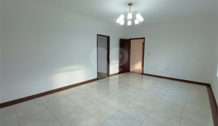 Casa à venda com 2 quartos no Centro, Itapetininga, SP