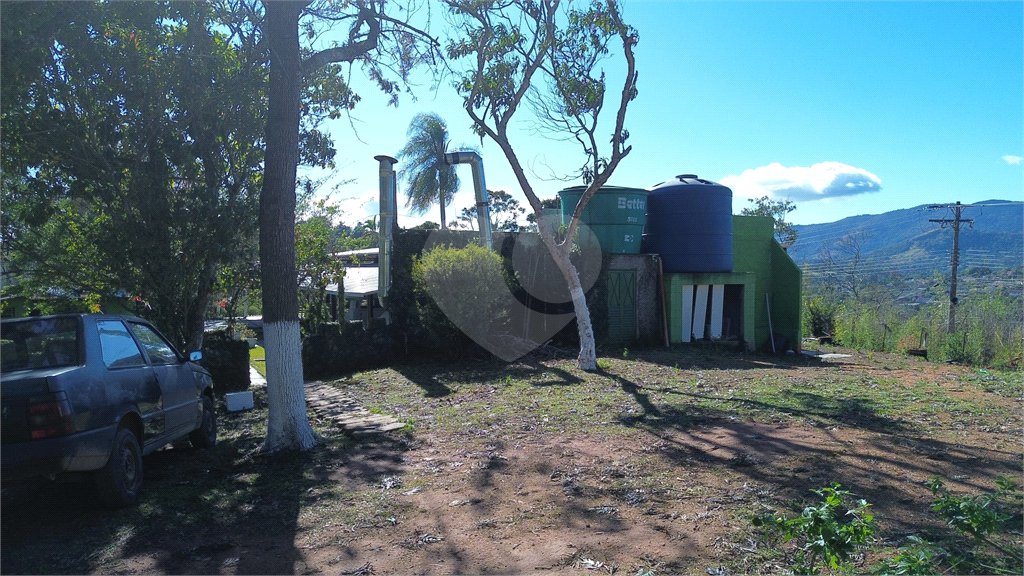 Chácara à venda com 3 quartos, sendo 2 suítes, em Jardim Estância Brasil, Atibaia, SP
