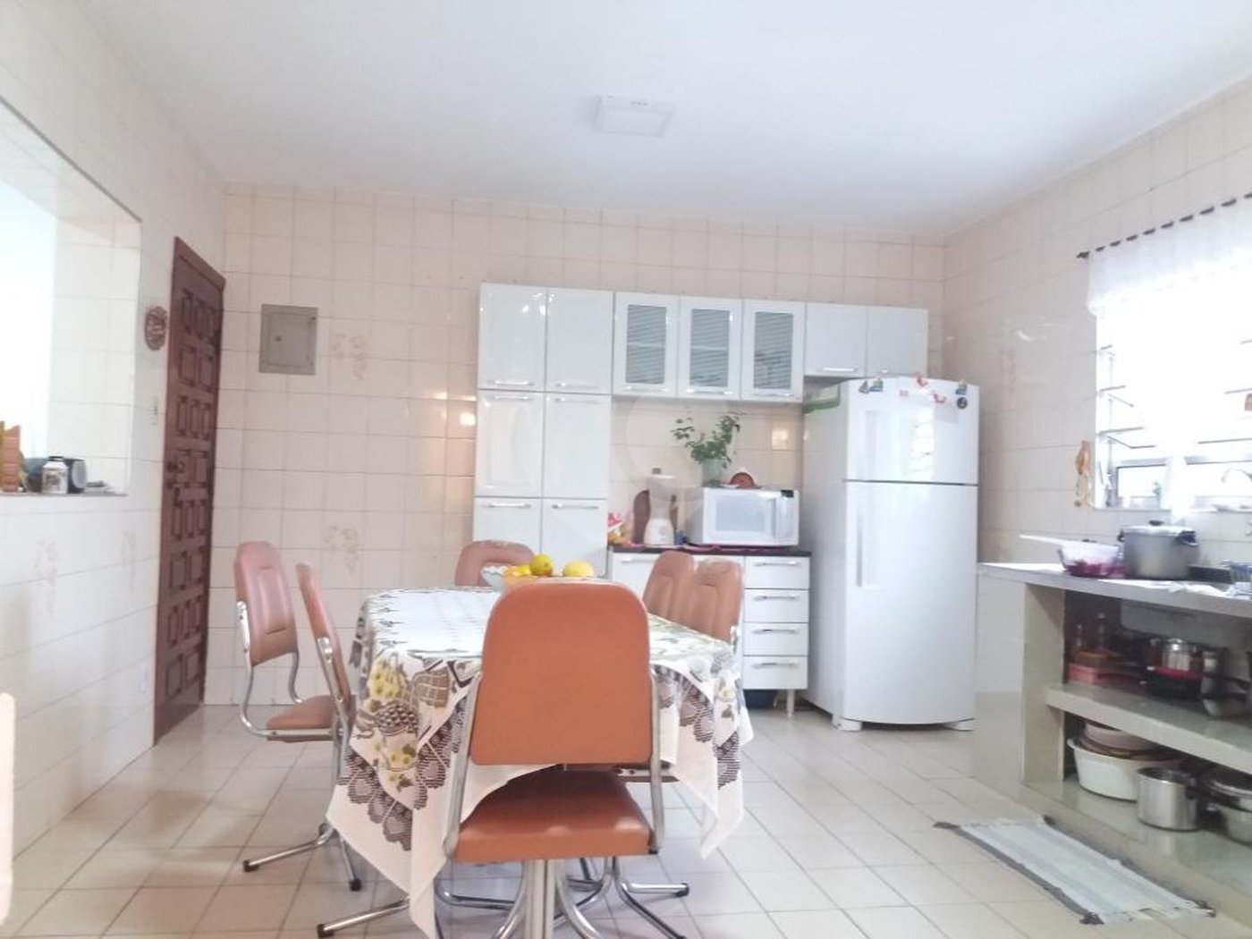 Casa à venda com 4 quartos, sendo 1 suíte,  em Jardim Helga, São Paulo, SP