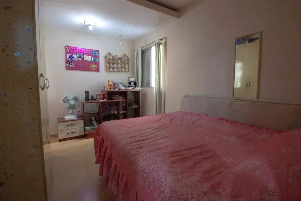 Sobrado à venda com 3 quartos em Jardim Trussardi, São Paulo, SP