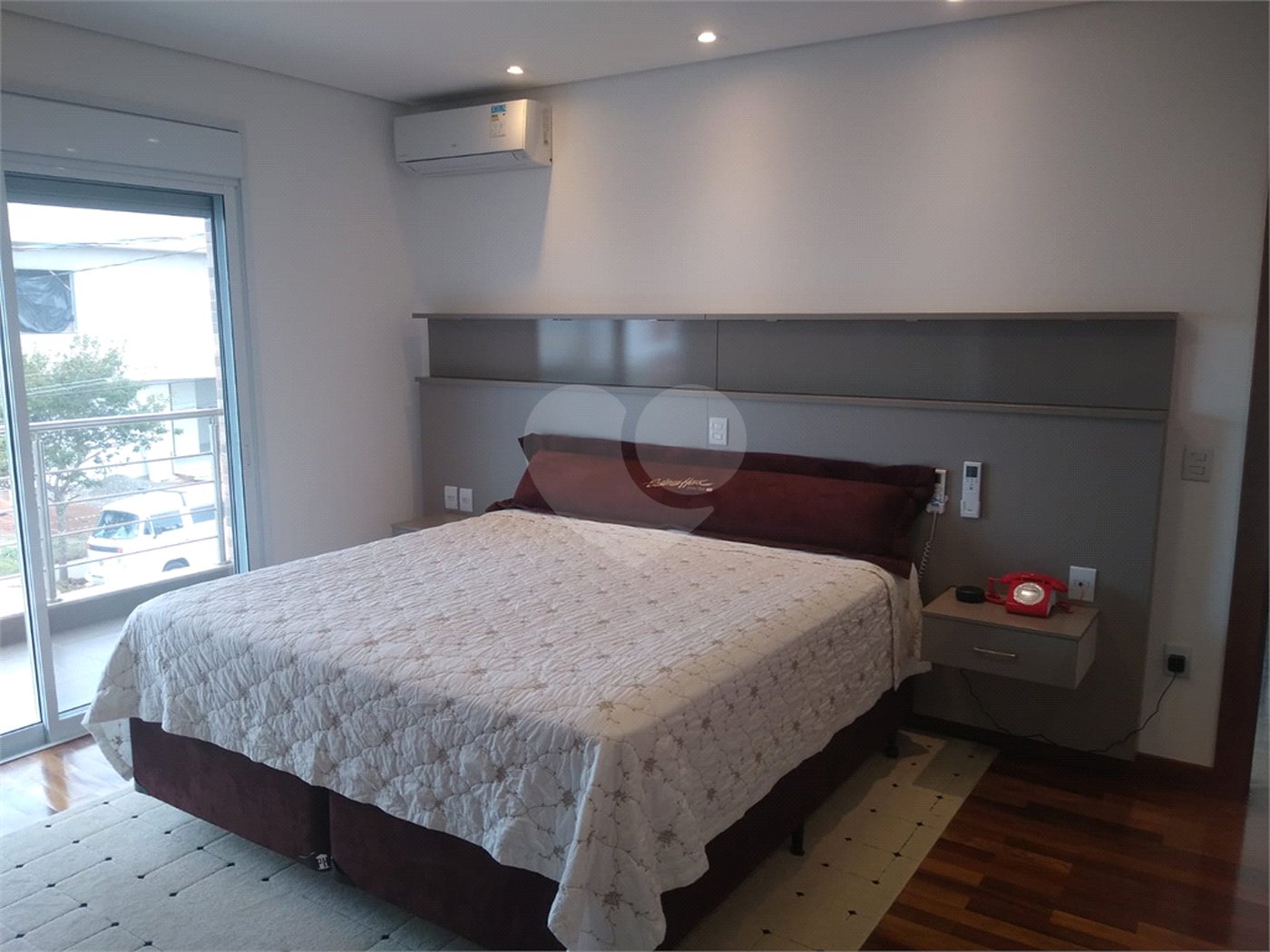 Casa à venda com 4 quartos, sendo 2 suítes,  no condomínio Damha Iii, São Carlos - SP