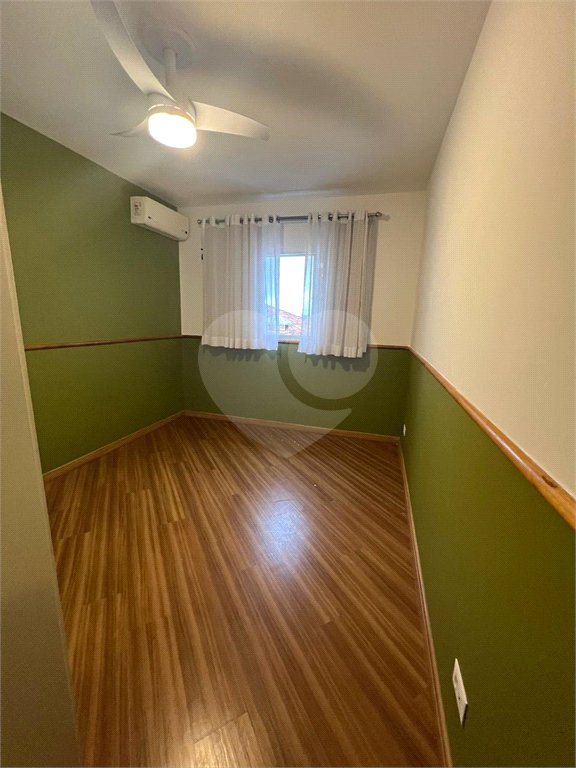 Casa à venda com 3 quartos, sendo 1 suíte,  em Vila Suissa, Mogi das Cruzes, SP