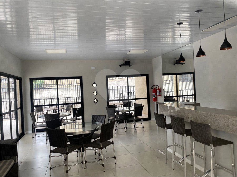 Apartamento para alugar com 3 quartos, sendo 1 suíte, em Vista Alegre, Vinhedo, SP