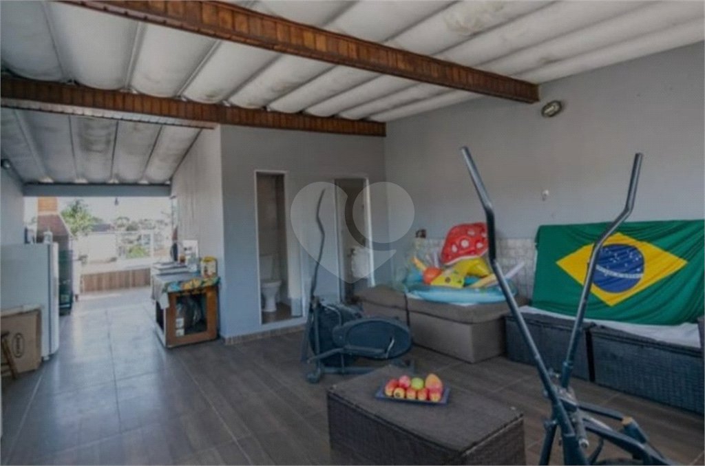 Sobrado à venda com 3 quartos, sendo 1 suíte, em Horto, São Paulo, SP