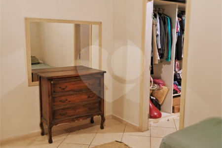 Chácara à venda com 8 quartos, sendo 5 suítes, em Chácara Belvedere, Indaiatuba, SP