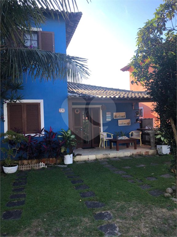 Casa à venda com 3 quartos, sendo 1 suíte,  em Praia Rasa, Armação dos Búzios, RJ