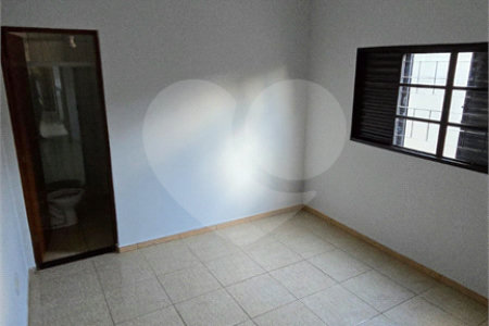 Casa à venda com 4 quartos, sendo 2 suítes, em Planalto Verde, Ribeirão Preto, SP