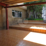 Casa térrea à venda na Saúde c/ 170m2 de construção - 3 Quartos/1 Suíte/4 Vagas na garagem