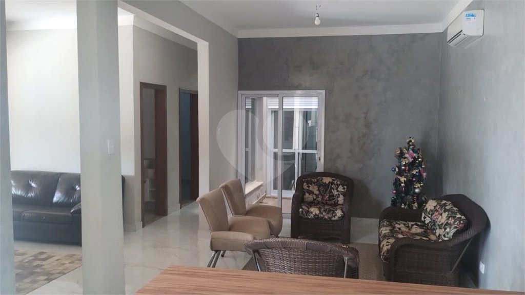 Chácara à venda com 6 quartos, sendo 3 suítes,  em Jardim Alvorada (george Oetterer), Iperó, SP