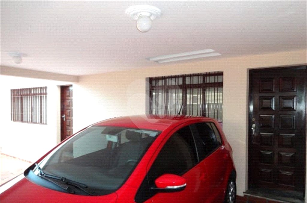Sobrado à venda com 3 quartos, sendo 1 suíte, em Jardim São Luís, São Paulo, SP