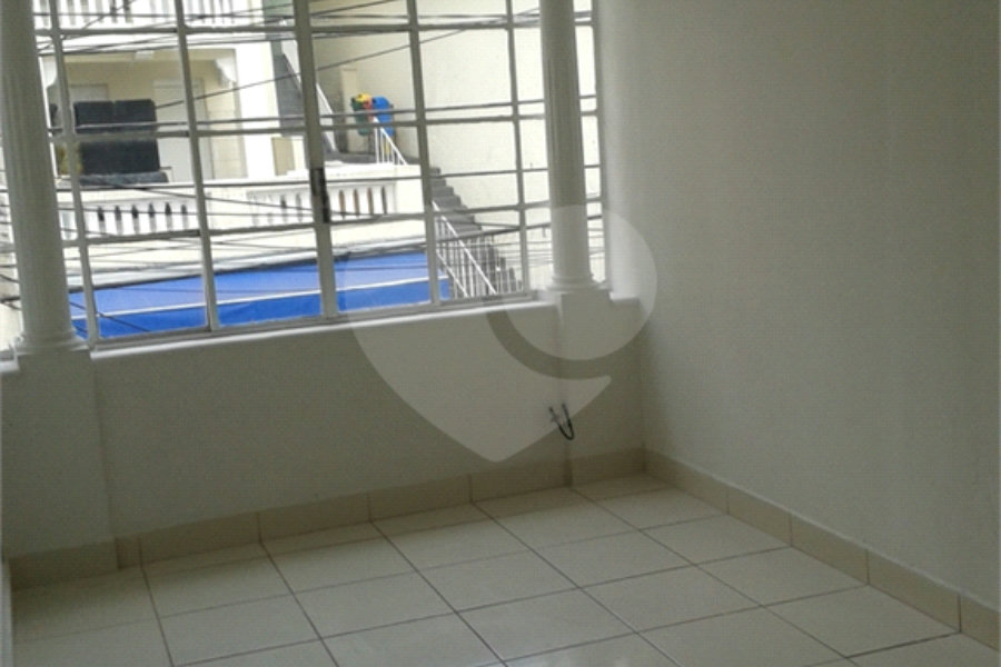 Sobrado à venda com 4 quartos em Santana, São Paulo, SP