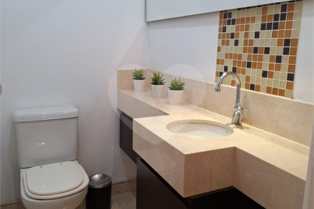 Apartamento à venda com 4 quartos, sendo 3 suítes,  em Vila Gertrudes, São Paulo, SP