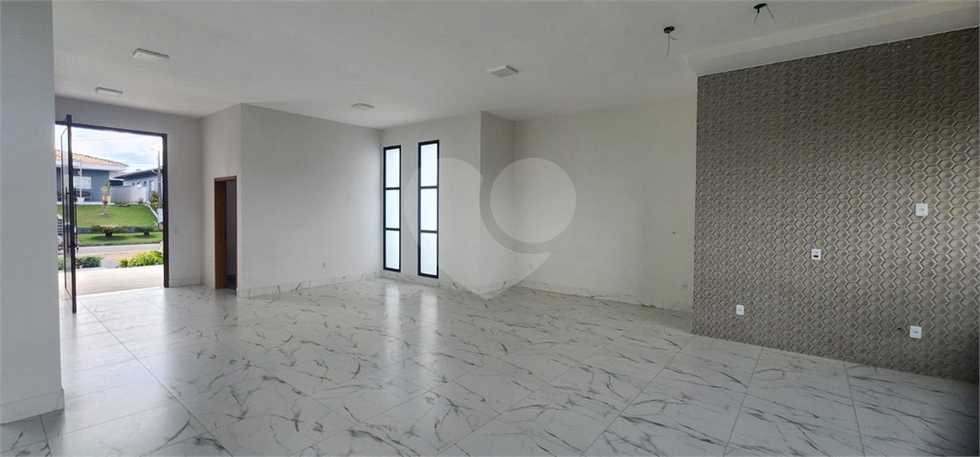 Casa à venda ou para alugar com 4 suítes no condomínio Residencial Delle Stelle, Louveira - SP