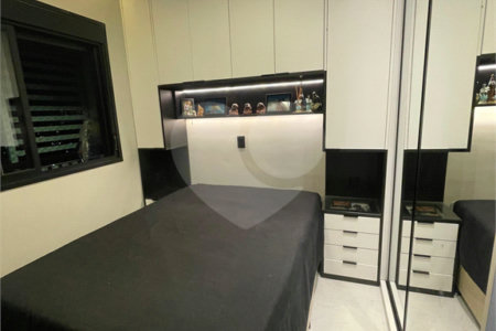 Apartamento à venda com 1 quarto em Jardim D'abril, Osasco, SP