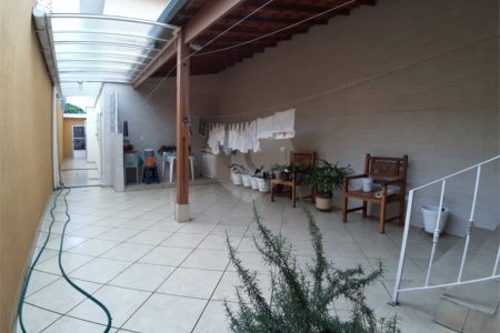 Sobrado à venda com 3 quartos, sendo 1 suíte,  em Vila Mazzei, São Paulo, SP