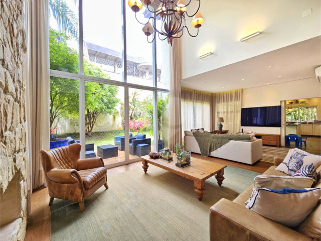Casa à venda com 4 suítes no condomínio Ville Courchevel, São Paulo - SP