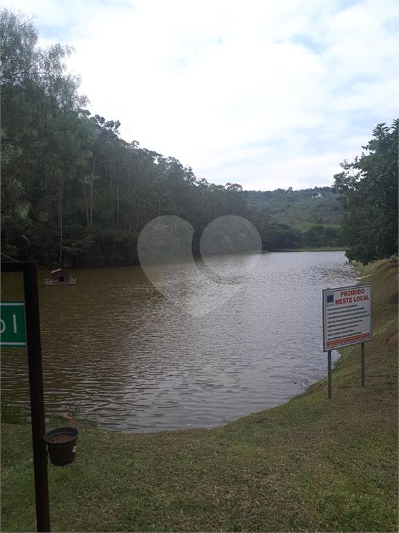 Chácara à venda com 4 quartos, sendo 2 suítes, em Serra da Cantareira, Mairiporã, SP