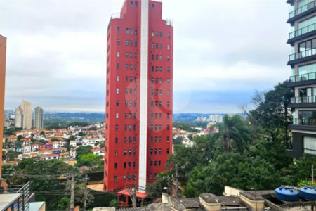 Casa de Vila à venda com 4 quartos, sendo 2 suítes, em Sumarezinho, São Paulo, SP