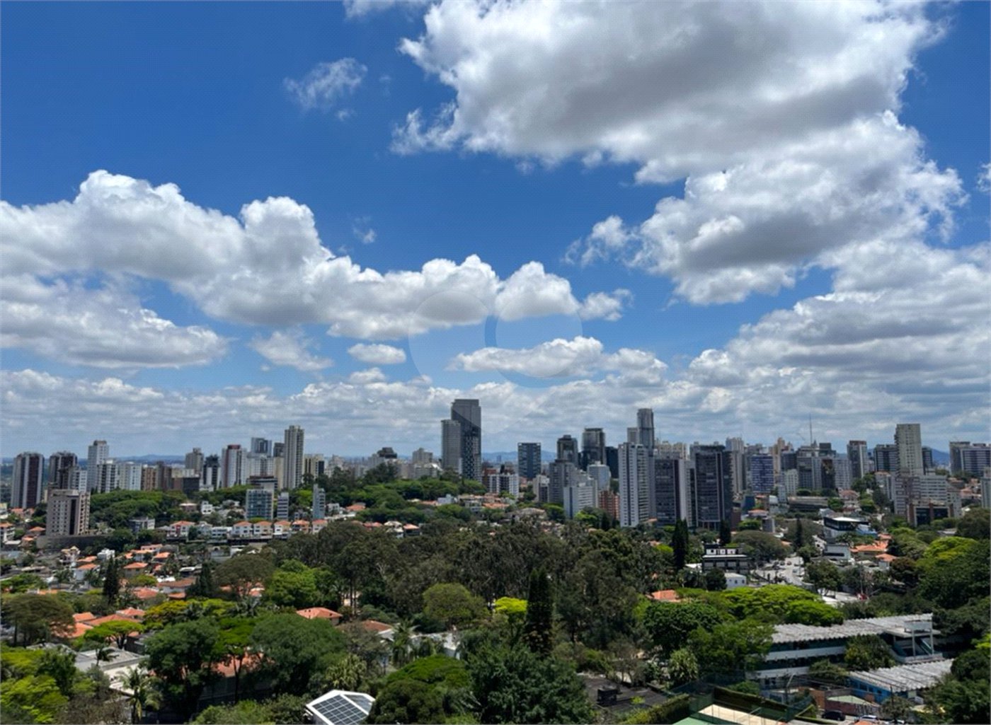 Apartamento à venda com 3 quartos, sendo 1 suíte, em Pinheiros, São Paulo, SP