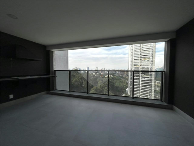 Apartamento à venda com 3 suítes em Panamby, São Paulo, SP