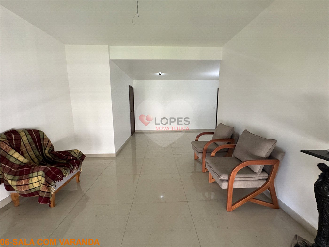 Apartamento à venda com 4 quartos, sendo 1 suíte, em Tijuca, Rio de Janeiro, RJ