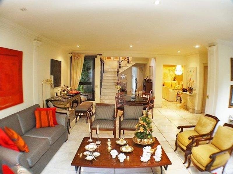 Apartamento à venda ou para alugar com 4 suítes em Moema, São Paulo, SP