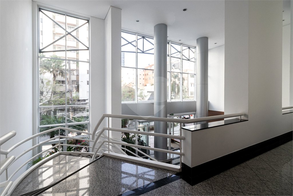 Apartamento à venda ou para alugar com 1 suíte em Pinheiros, São Paulo, SP