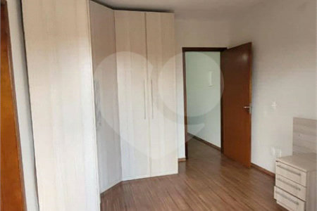 Sobrado à venda com 2 quartos, sendo 1 suíte,  em Vila Suissa, Mogi das Cruzes, SP