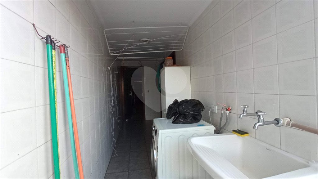 Sobrado à venda com 3 quartos, sendo 1 suíte, em Vila Paulicéia, São Paulo, SP