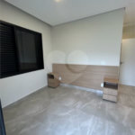 Casa à venda com 3 quartos, sendo 1 suíte, no condomínio Residencial Lagos D Icarai, Salto - SP