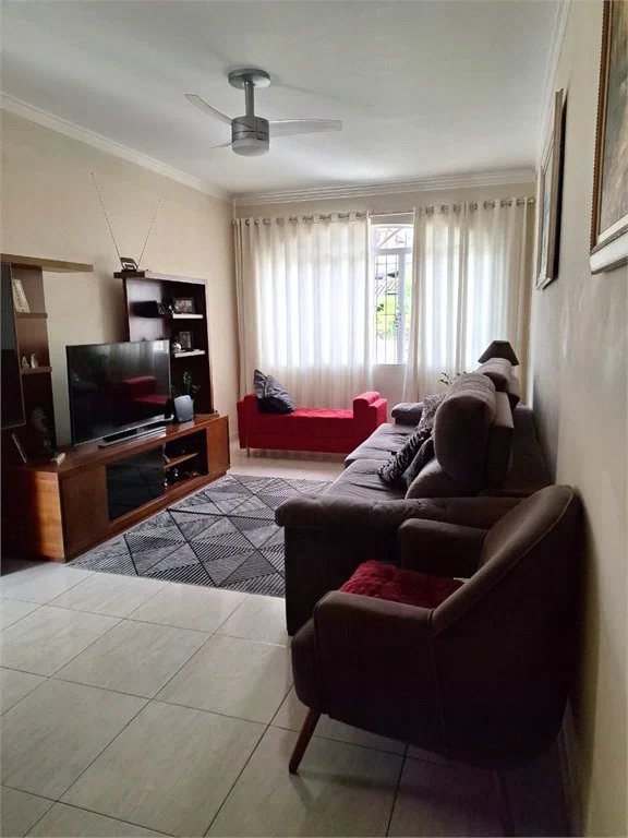 Sobrado à venda com 4 quartos, sendo 2 suítes, em Jardim Ester, São Paulo, SP