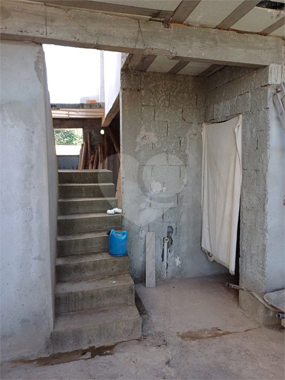 Casa à venda com 2 suítes no condomínio Ricieri, Mogi das Cruzes - SP