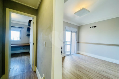 Apartamento à venda com 3 suítes em Vila Gilda, Santo André, SP