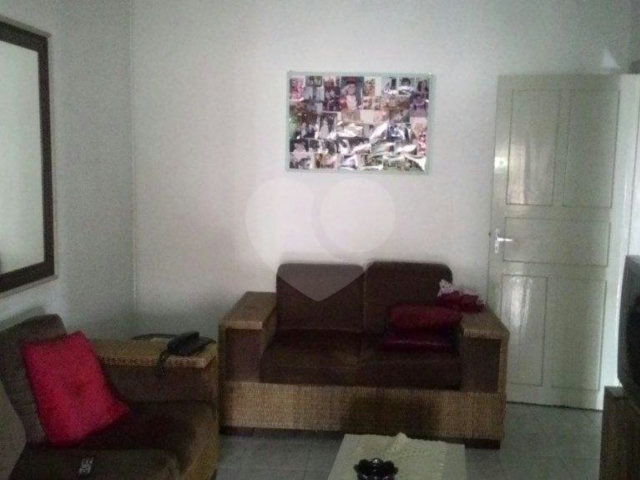 Sobrado à venda com 3 quartos em Tremembé, São Paulo, SP