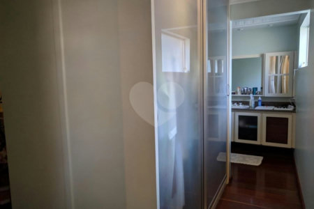 Sobrado à venda ou para alugar com 5 quartos, sendo 3 suítes, em Jardim Marajoara, São Paulo, SP