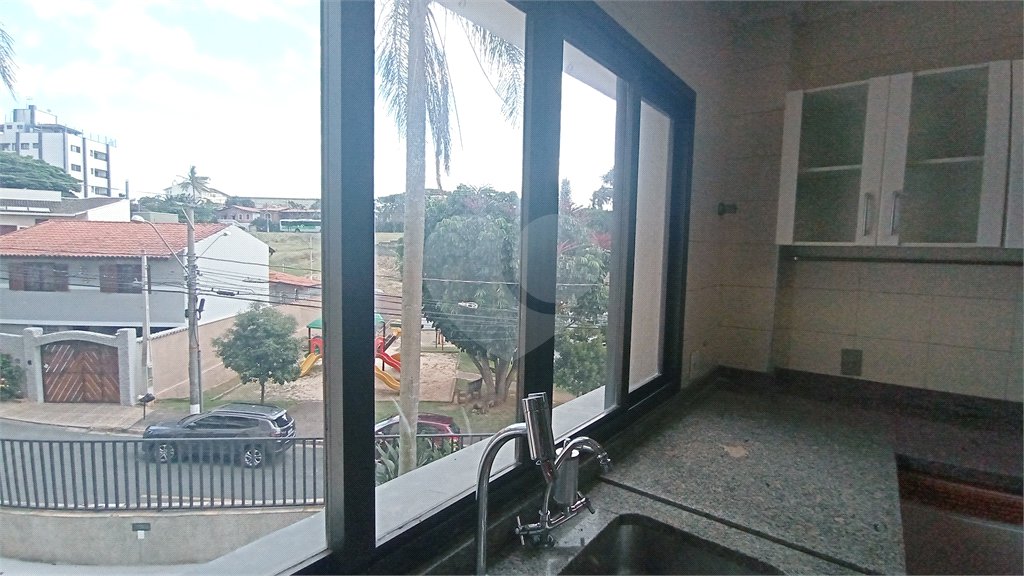 Apartamento à venda com 3 suítes no Centro, Vinhedo, SP